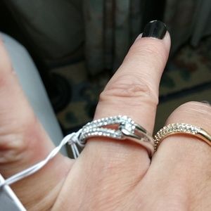 kate spade Jewelry - KATE SPADE "GET CONNECTED" INFINITY RING! BNWT!! kate spade Jewelry - KATE SPADE "GET CONNECTED" INFINITY RING! BNWT!!